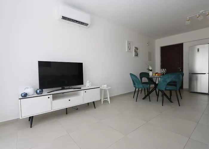 Nissi 3 Amazing Sea View Apartamento *
